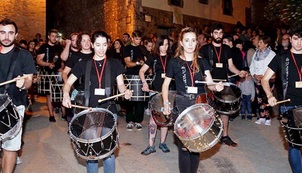 Tambores de Teruel - 21 Poborina Folk